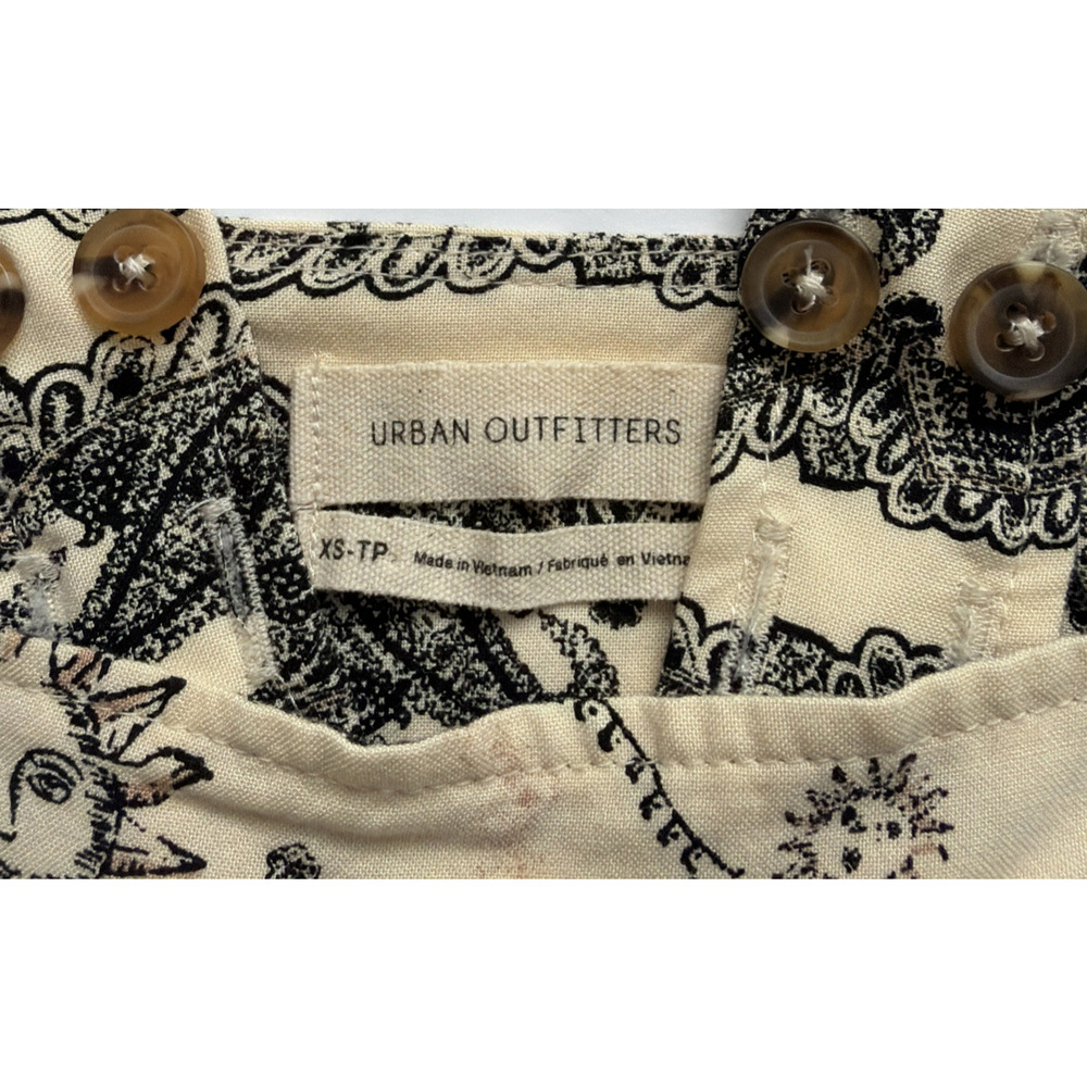 Urban Outfitters Pocket Full Posey Bandana Romper Womens XS Lightweight Pockets - Picture 4 of 11